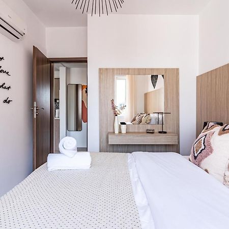 Made With Love 1-Br Apt By Finikoudes Beach Lárnaka Eksteriør bilde